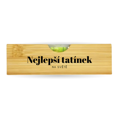 Vodováha s otvírákem na pivo